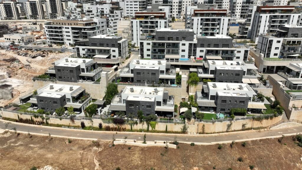 צילום אווירי של דוידסון במורשת, מודיעין